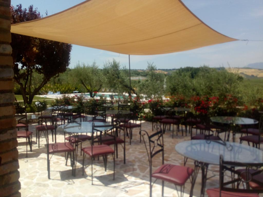 Agriturismo Piccolo Albero Loreto Aprutino Buitenkant foto