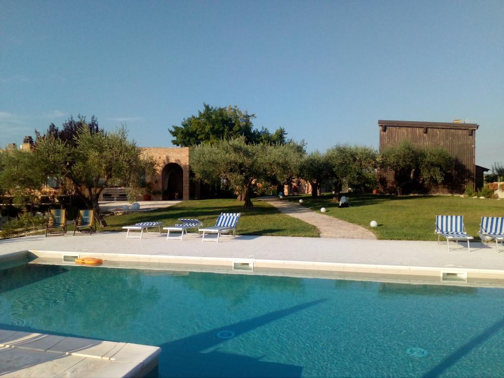 Agriturismo Piccolo Albero Loreto Aprutino Buitenkant foto